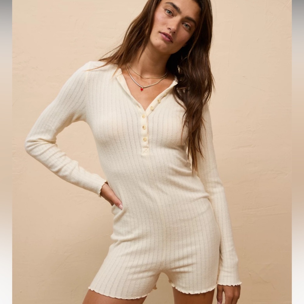 Women's Cream Ribbed Long Sleeve Romper
